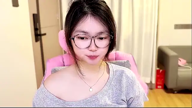 tiantian-vvv 现场XXX聊天