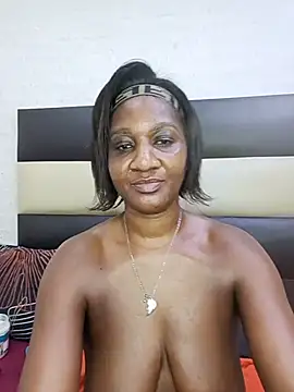 BLACKGODDESS78 Adlı Modelin Canlı XXX Sohbeti