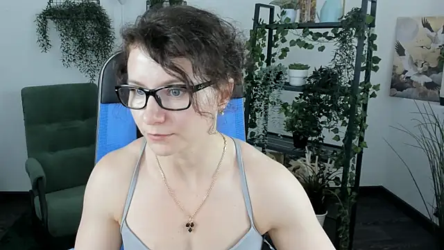 AureliaGleam Chat XXX live