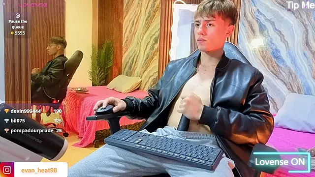 EVAN_TAY – Live XXX-chat
