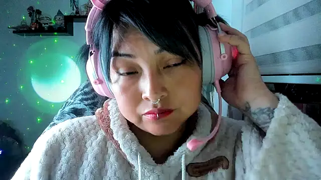 Shaddycute_ Chat XXX in diretta