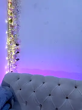 Chat XXX en directo de FrierenHot