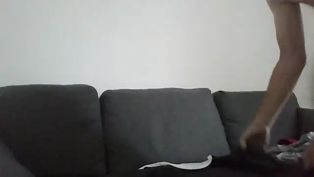 naturiste974 webcam show