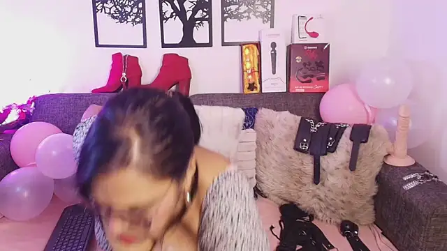 Angelabrowm's Live XXX Chat