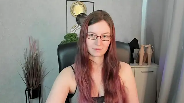 XXX chat uživo modela emmaxDelight