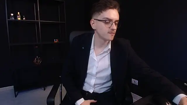 FelixStarkk's Live XXX Chat
