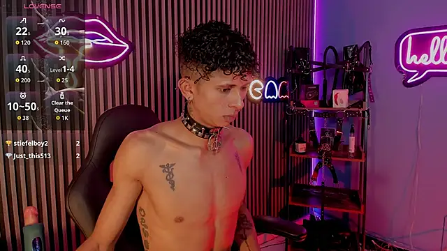 Maximoking26 élő XXX-chatje