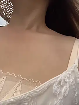 xiaochengzi505 网络视讯表演