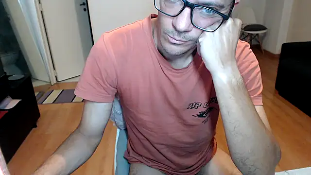 guachin_hunk: διαδικτυακό σόου στην κάμερα
