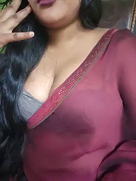 Aruna-1 라이브 XXX 채팅