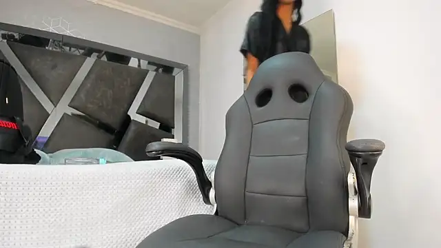 Chatroom XXX en direct de ElektraBomdans