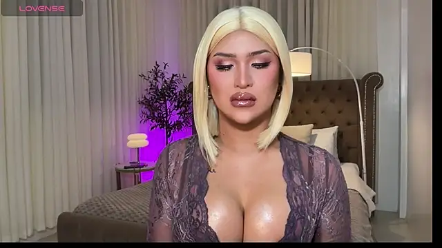 Your_Majesty_Tyra's Webcam Show