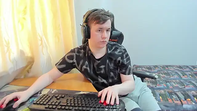 Вебкам-шоу iliaskrislove