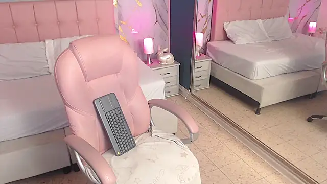 XXX chat uživo modela Red_kytty6