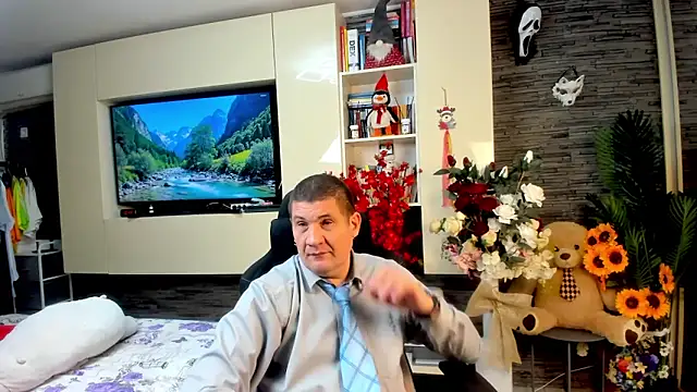 SpartacusDaddy48 Webcam show