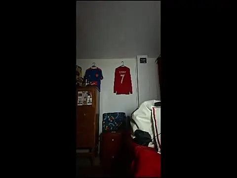 ALBEIROFOOTBALL1992 Adlı Modelin Canlı XXX Sohbeti