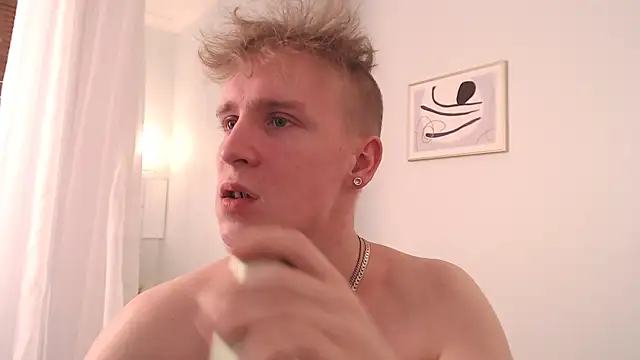 AlexxSweet webcam show