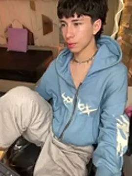 kaelwolf_tay's Live XXX Chat