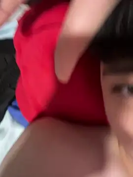 XXX chat uživo modela yahir1x