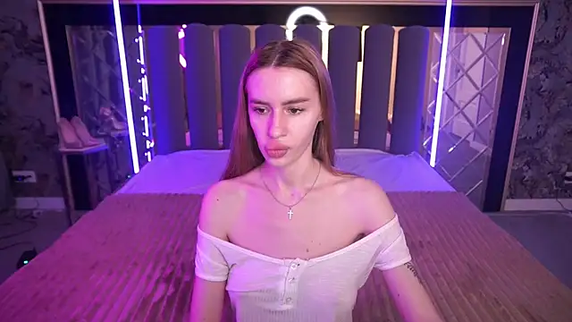 Snow_WhiteeeX's Live XXX Chat