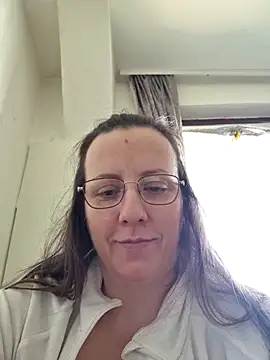 Goodass7n Live XXX chat