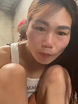 meganmeo Adlı Modelin Canlı XXX Sohbeti