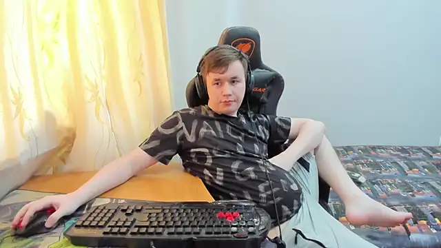 iliaskrislove's Live XXX Chat