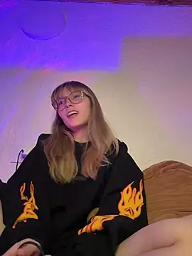ReenKitty's Live XXX Chat