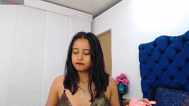 Lili666_: онлайн-секс-чат