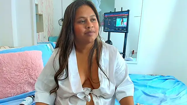 Valeria_Voss' Live XXX Chat