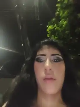 chaymae_nah_'s Live XXX Chat