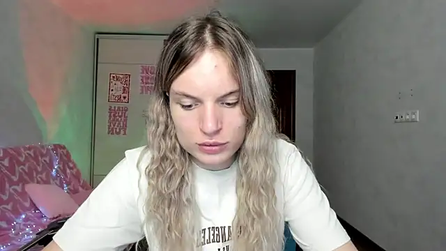 milliKira006's Live XXX Chat