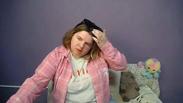 Chat +18 de so_shy ao vivo