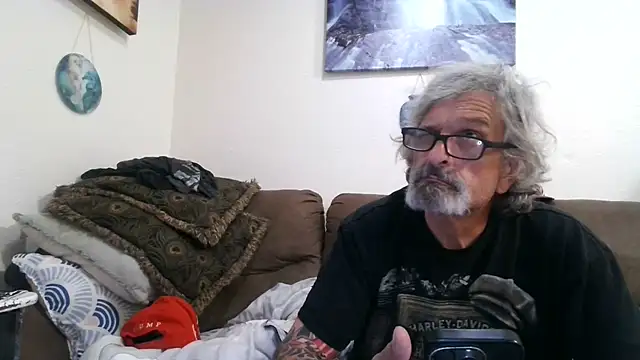 Harley1414Vicky élő XXX-chatje