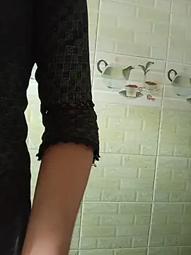 Tanha18's Live XXX Chat