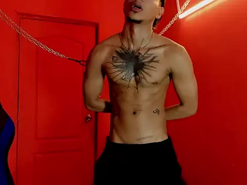 Webkamerová show kai_storm77