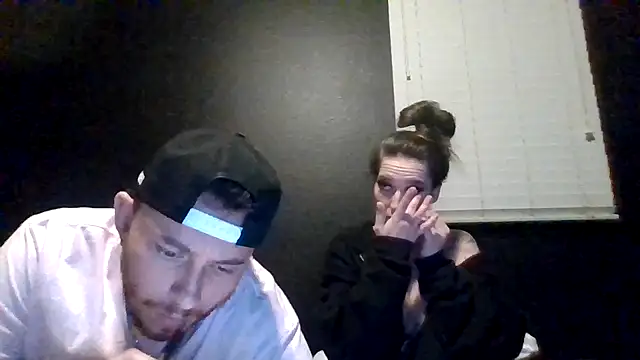 TallHungandCloudy69's Live XXX Chat