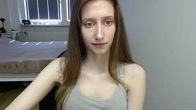 LUNA_delight Adlı Modelin Canlı XXX Sohbeti