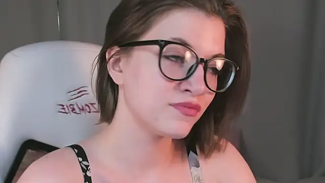 CathyAdams Chat XXX in diretta