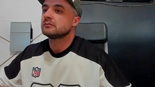Živý XXX chat JamesMyerss