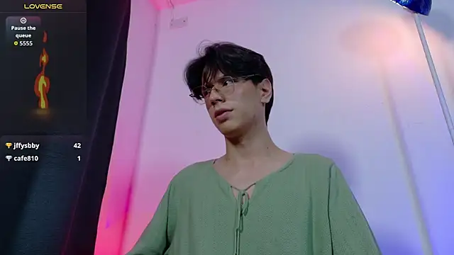 lui_x_dustのウェブカメラショー