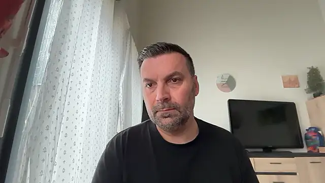 coolsmith81 Show in webcam