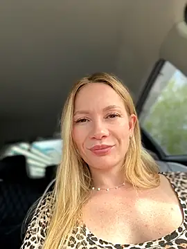 Chat XXX en directo de LavenderHot