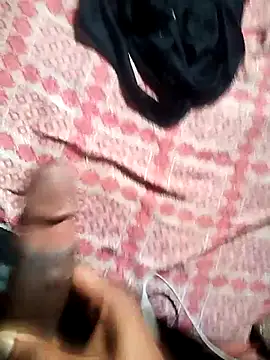 rocky_play_boy_ Show in webcam