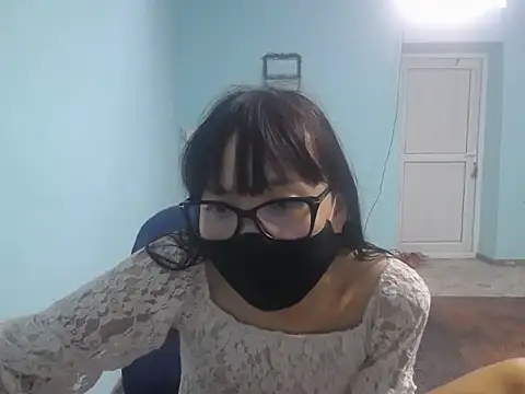 Онлайн чат XXX elllaaxx