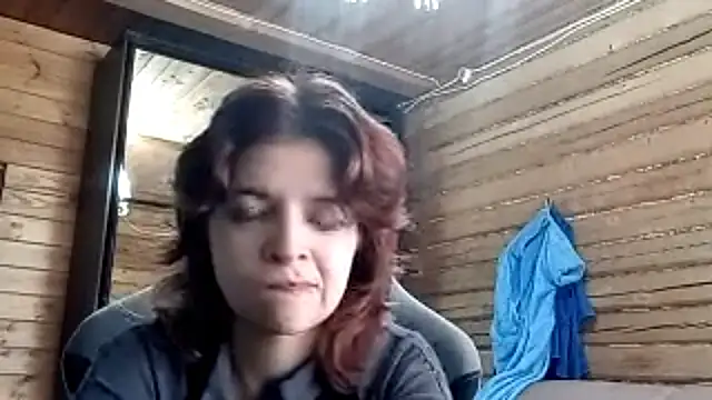 LowkeyIndigo's Live XXX Chat