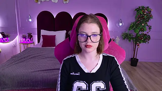 AlmaSound's Live XXX Chat