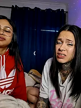 Tigresa23's Live XXX Chat