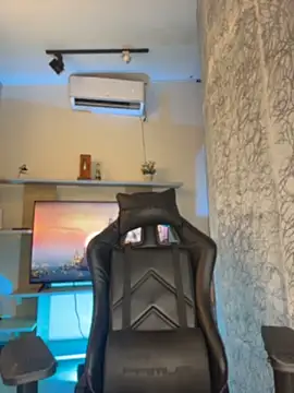 saracaball_ Adlı Modelin Canlı XXX Sohbeti