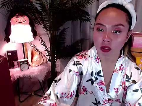 Super_Hot_Bunny Show Webcam